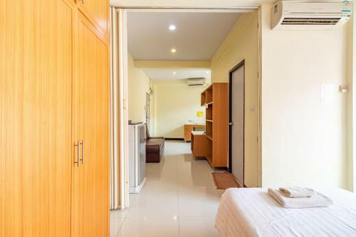 The Palm Hotel