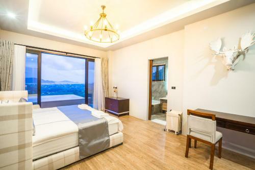 Villa Nakara Hill Phuket