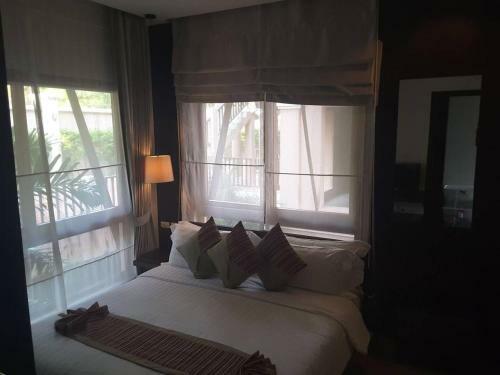 Luxury Apartment - Seaview
