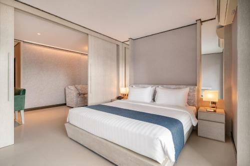 Manhattan Pattaya Hotel - Sha Extra Plus