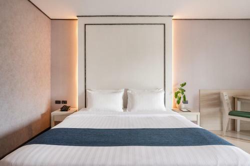 Manhattan Pattaya Hotel - Sha Extra Plus