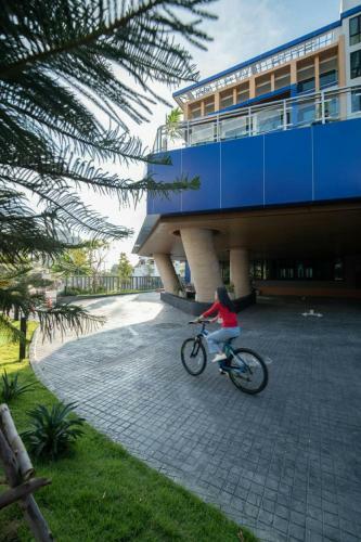 Lewit Hotel