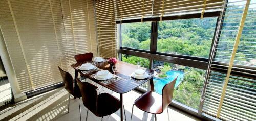 Unixx Condo New 2 Bedroom Apartment With Pool View