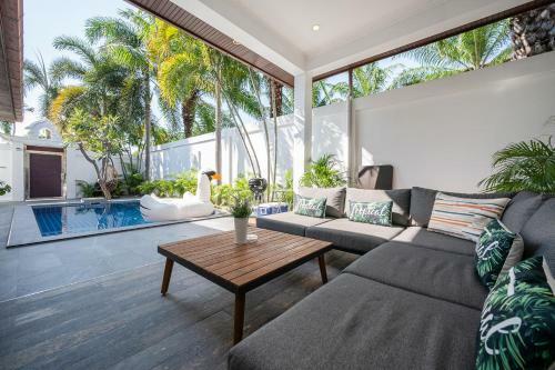 Majestic Residence Pool Villas 2 Bedrooms Private Beach