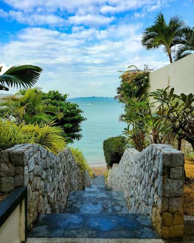 Majestic Residence Pool Villas 2 Bedrooms Private Beach
