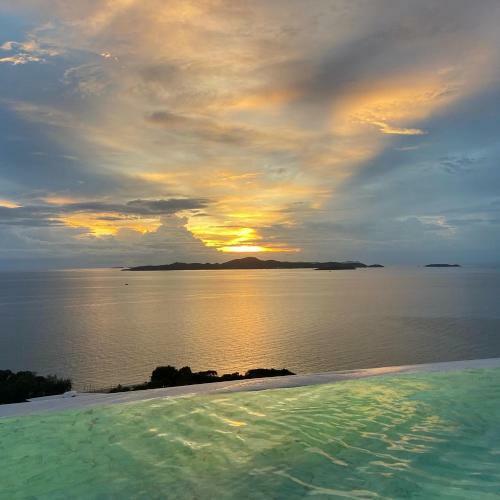 Apartamento Andromeda Luxury Beachfront Condo