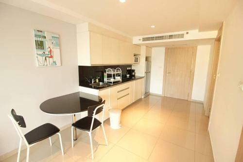 Apartamento Nova Ocean View - Pratumnak - Large Studio - 800m From The Beach
