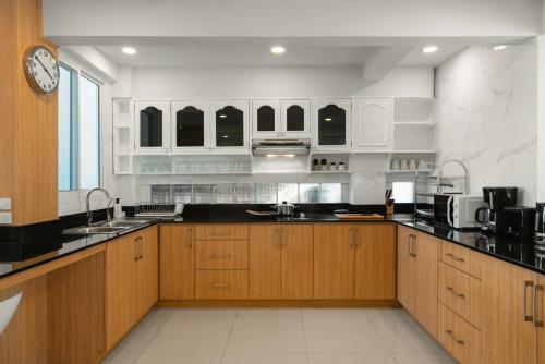 Sabai Pool Villa 12-15 Persons 6br, Sauna, Pool Table, Karaoke, Bbq