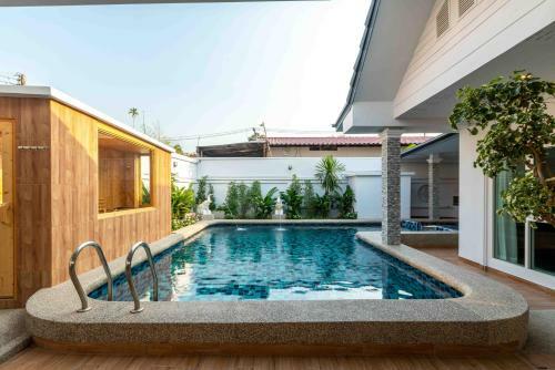 Sabai Pool Villa 12-15 Persons 6br, Sauna, Pool Table, Karaoke, Bbq