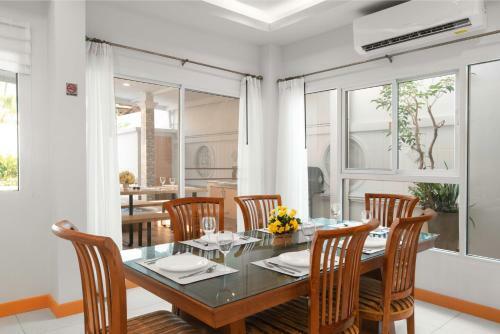 Sabai Pool Villa 12-15 Persons 6br, Sauna, Pool Table, Karaoke, Bbq