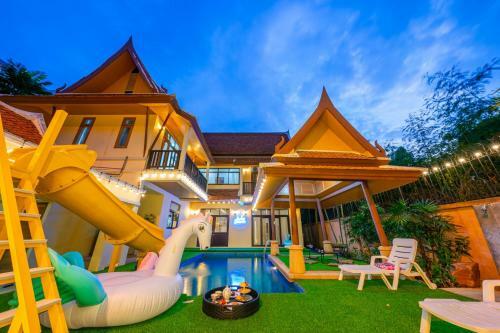 Bali Beach Pool Villa