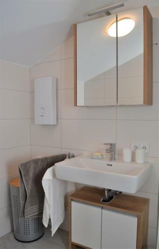 Apartamento Ferienwohnung Mit Seeblick, Unterach Am Attersse