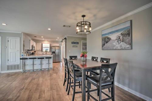 Gulf Breeze Retreat Less Than 4 Mi To Beach Access!