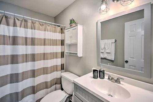 Gulf Breeze Retreat Less Than 4 Mi To Beach Access!