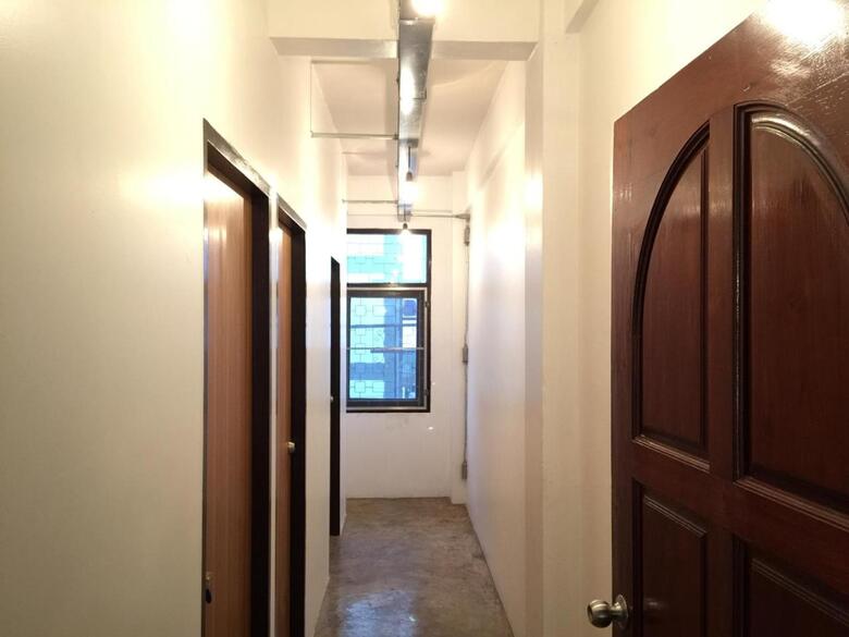 Hostal 42 Guest House