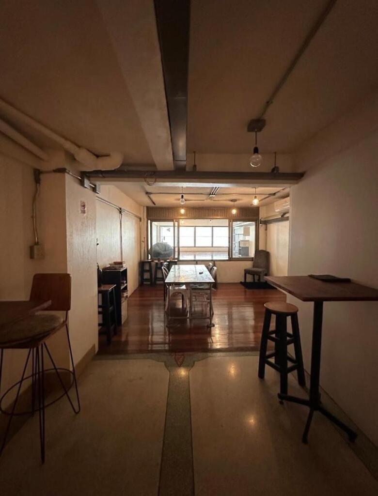 Hostal 42 Guest House
