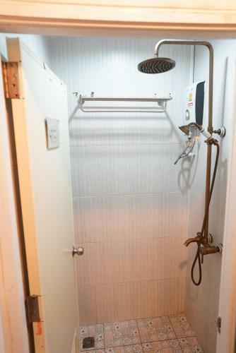Ratana Boutique Hostel