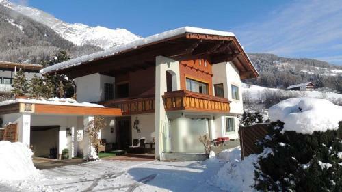 Hostal G�stehaus Kratzer