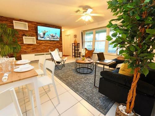 Apartamento Super Charming?beach 5min?fantastic Location?free Bikes?sleeps 16
