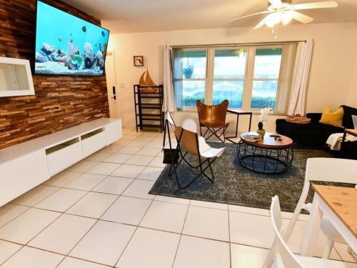 Apartamento Super Charming?beach 5min?fantastic Location?free Bikes?sleeps 16