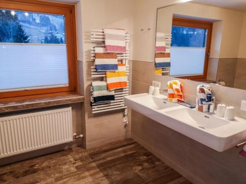 Holiday Home Ferienhaus Wildkogel
