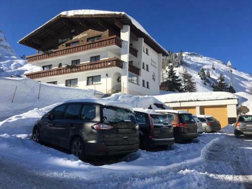Hostal Pension Bergheim