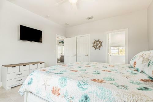 Blue Bungalow