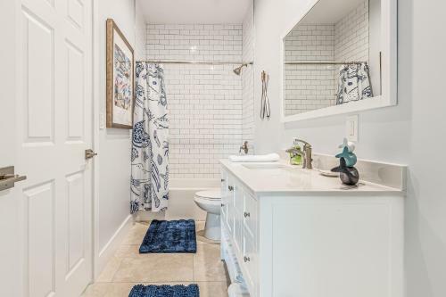 Blue Bungalow