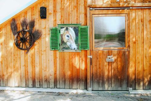 Bed & Breakfast Amd Chalet