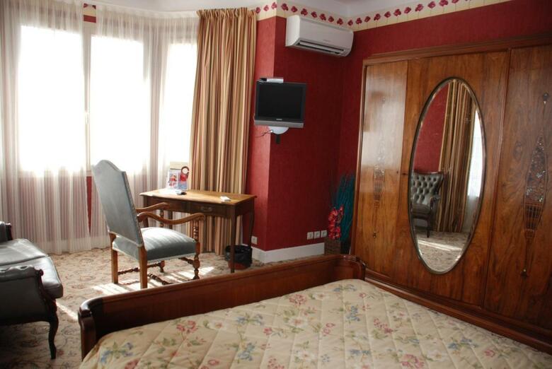 Inter-hotel Le Bellevue Montrichard