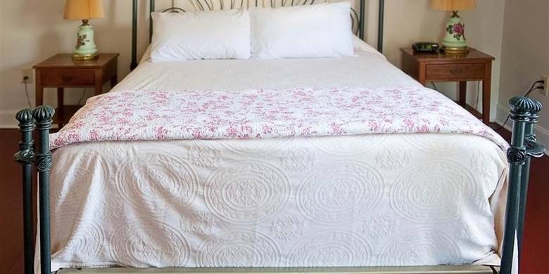 Bed & Breakfast Frederick House