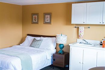 Hotel Clarence Inn
