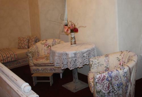 Hostal D?m Z�meck�ch Kaplan?