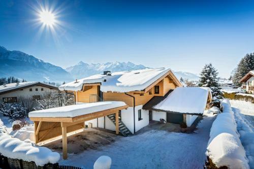 Apartment 5 Peaks