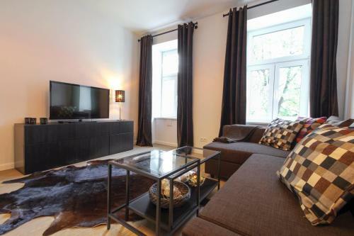 Ana Maria Apartments