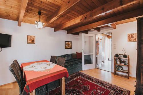 Apartamento Central Garden House With Parking Lot