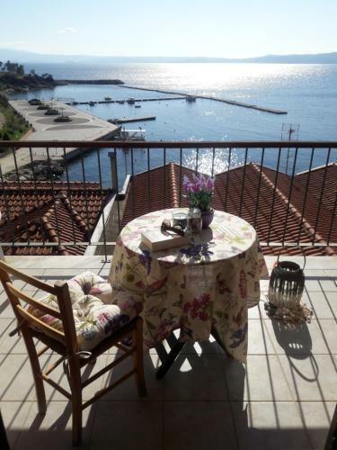 Cute Apartments With Romantic View