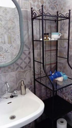 Apartamento Charouda Stone Tower