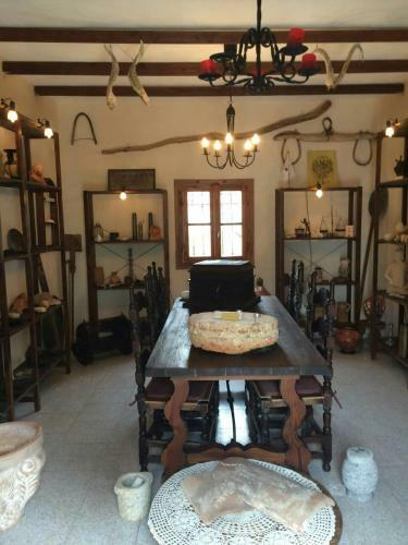 Apartamento Charouda Stone Tower