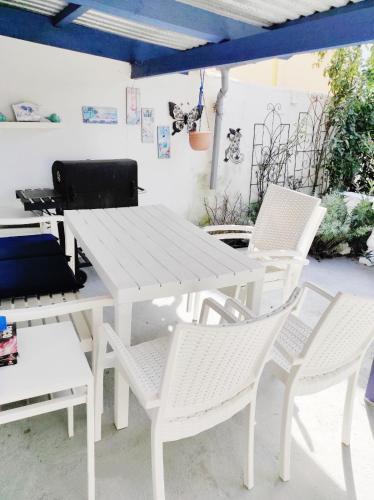 Chrysa 's Holiday Apartment
