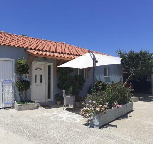 Vasiliki Residence