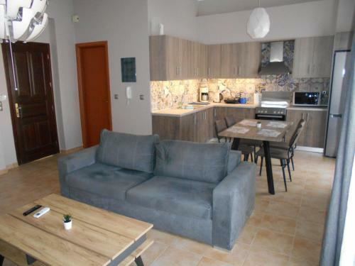 Haris Apartments