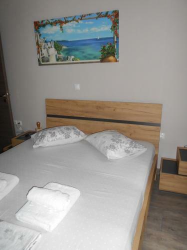 Haris Apartments