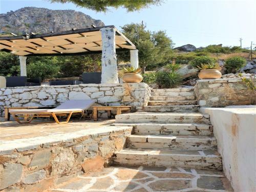 Entire Villa Full View 3 Bedrooms 3 Bathrooms 3 Kitchens