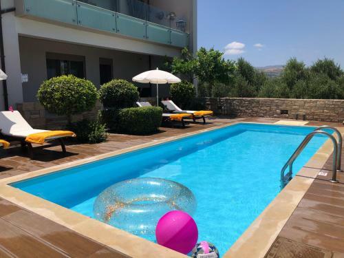 P&s Luxury Home In Cretan Nature With Sea View