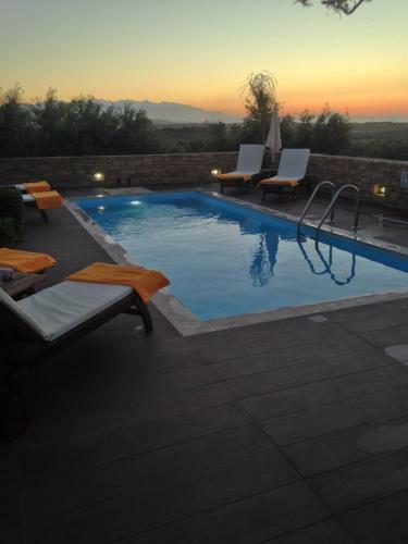 P&s Luxury Home In Cretan Nature With Sea View