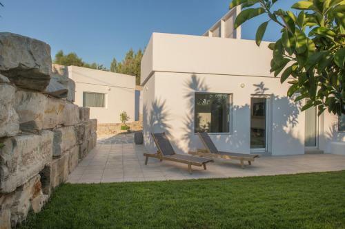 Villa With Swimming Pool Komos