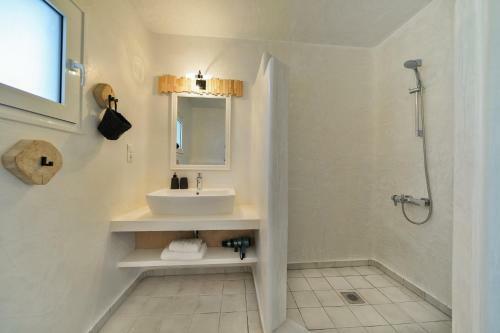 Villa With Swimming Pool Komos