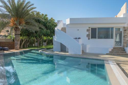 Villa With Swimming Pool Komos