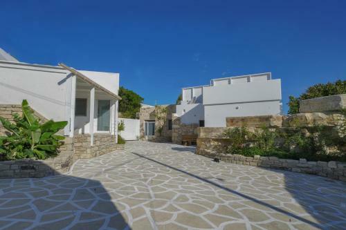 Villa With Swimming Pool Komos